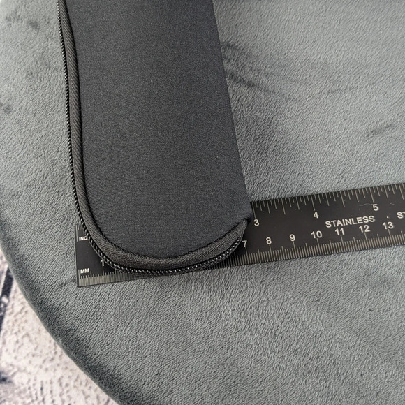 Black neoprene zippered glasses sunglasses case pouch - Picture 5 of 6